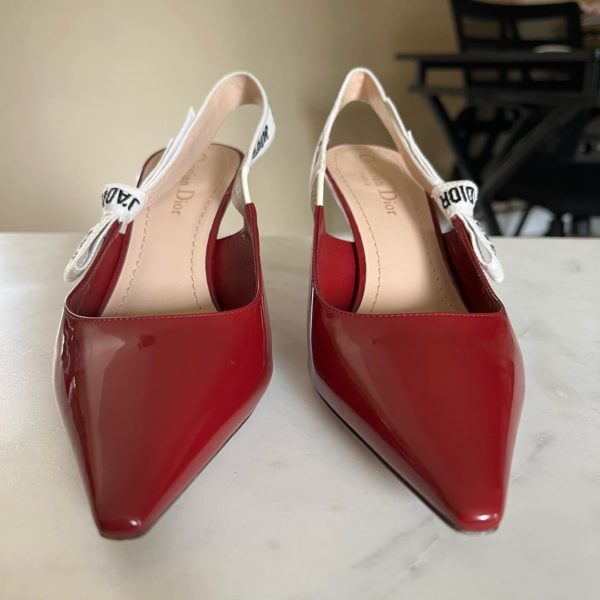 USED ONCE RED KITTEN HEELS IN PATENT LEATHER. - Image 3